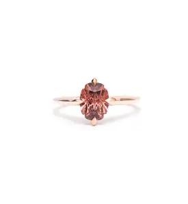 1.82 ct Garnet Minimalist Ring