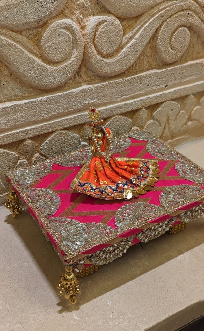 Beautiful Return gift chowki with Box-LR001RGC