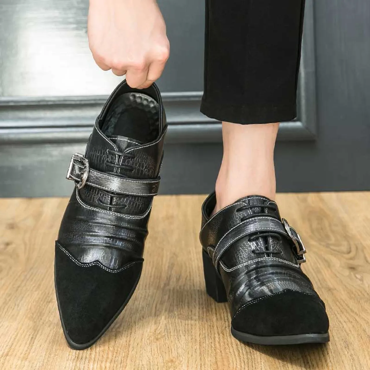 Black pattern & stripe buckle strap oxford dress shoe