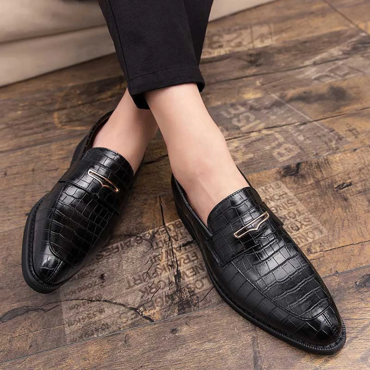 Black retro croc skin pattern penny slip on dress shoe 2682