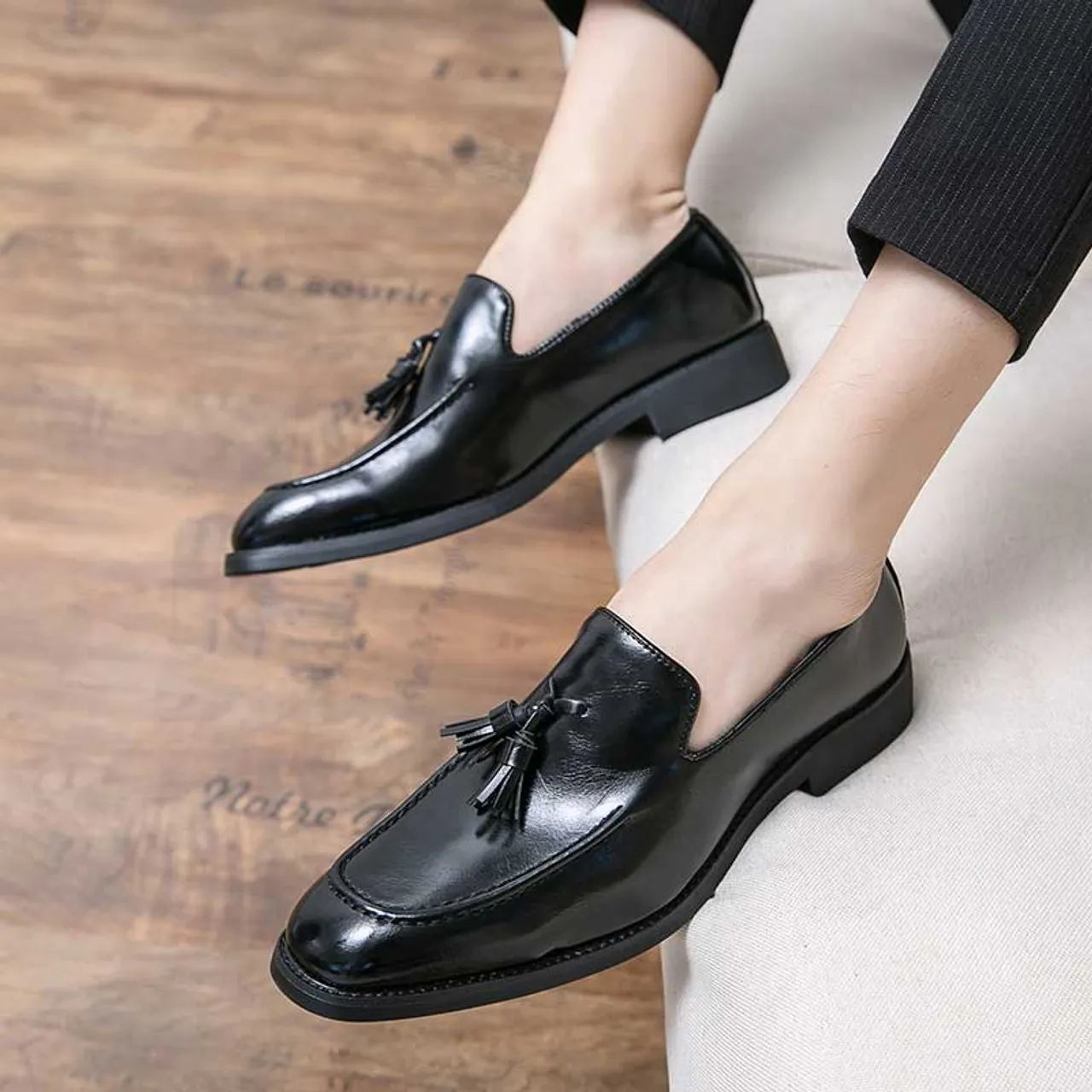 Black retro tassel on top slip on dress shoe 2687