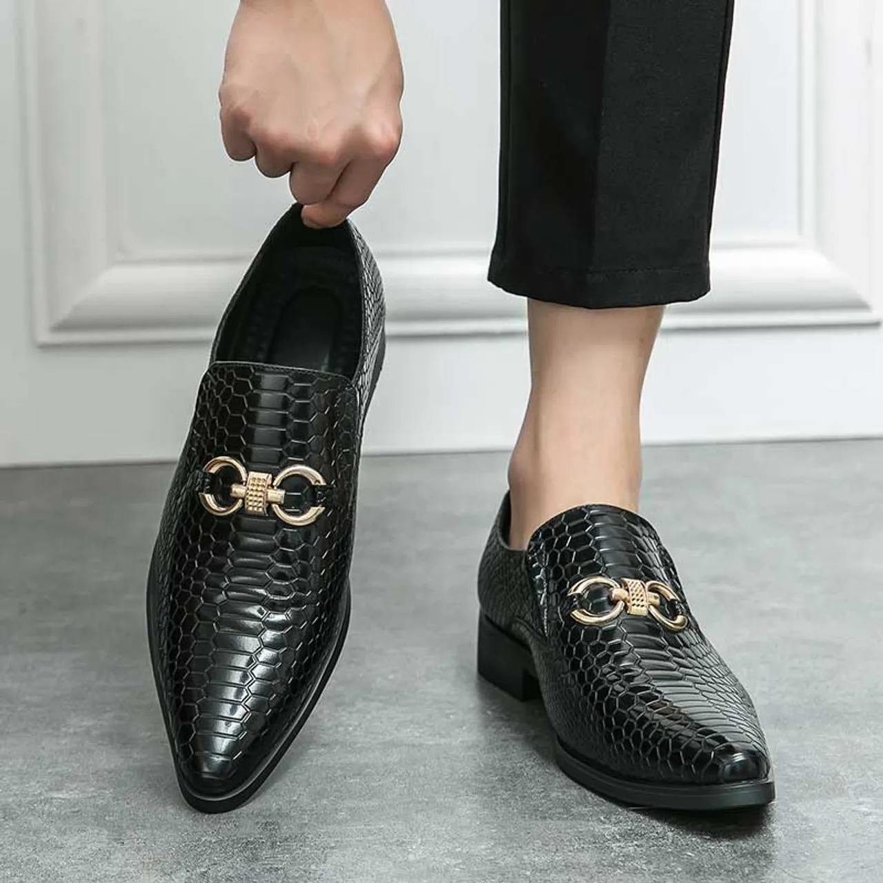 Black snake skin pattern metal buckle slip on dress shoe