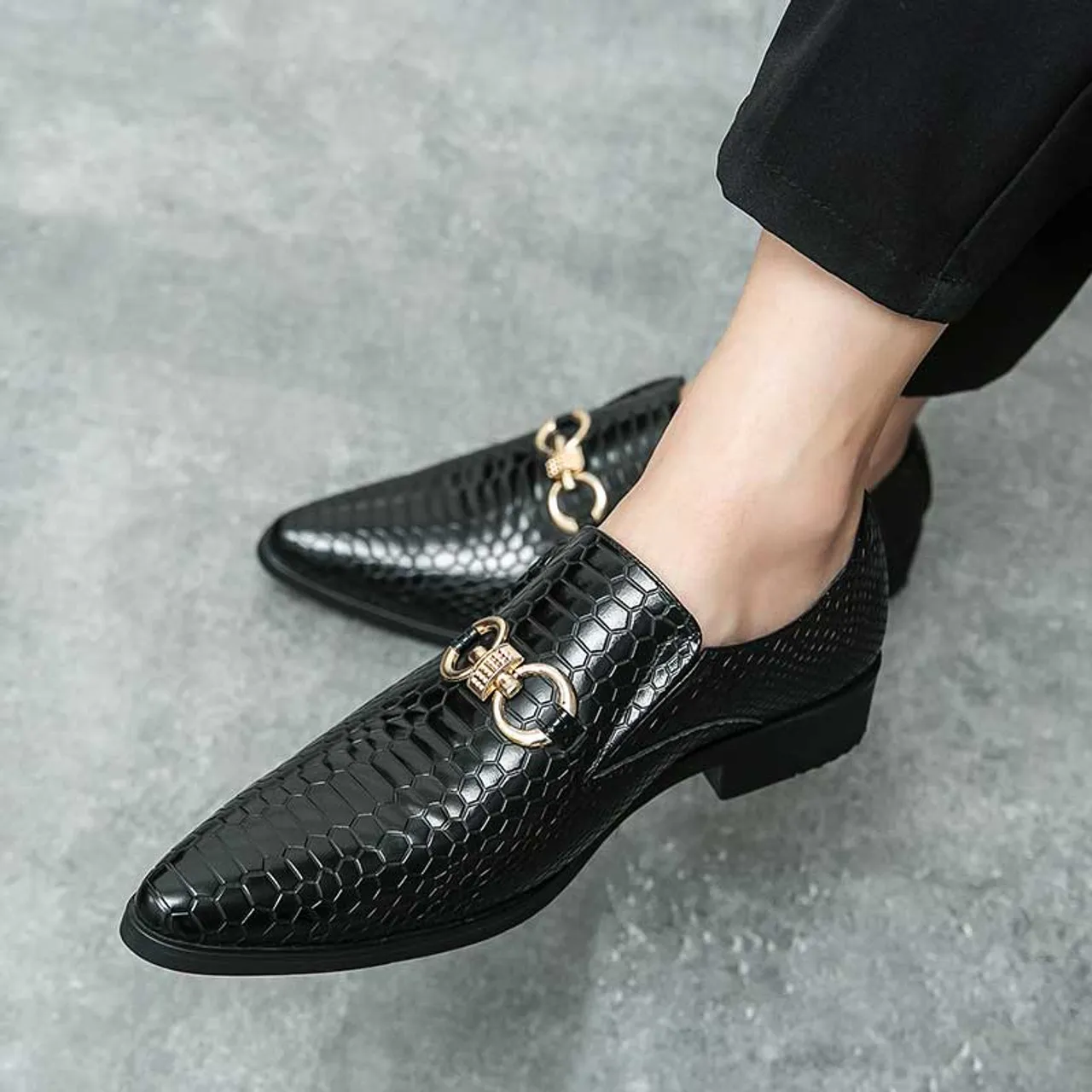 Black snake skin pattern metal buckle slip on dress shoe