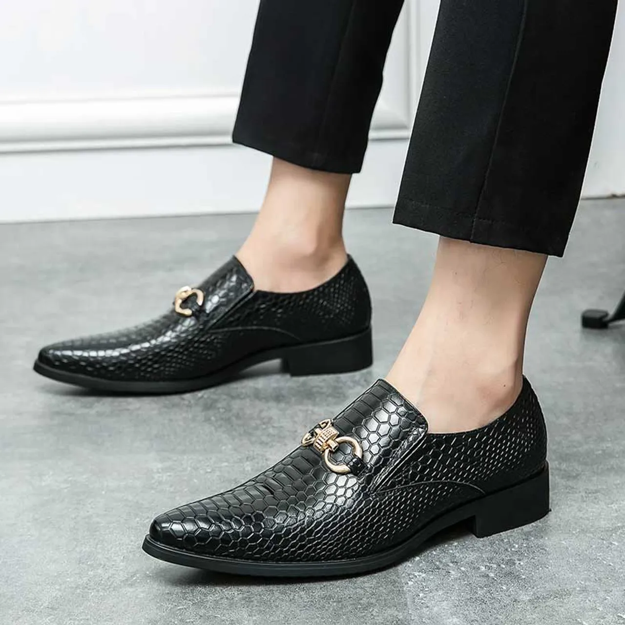 Black snake skin pattern metal buckle slip on dress shoe