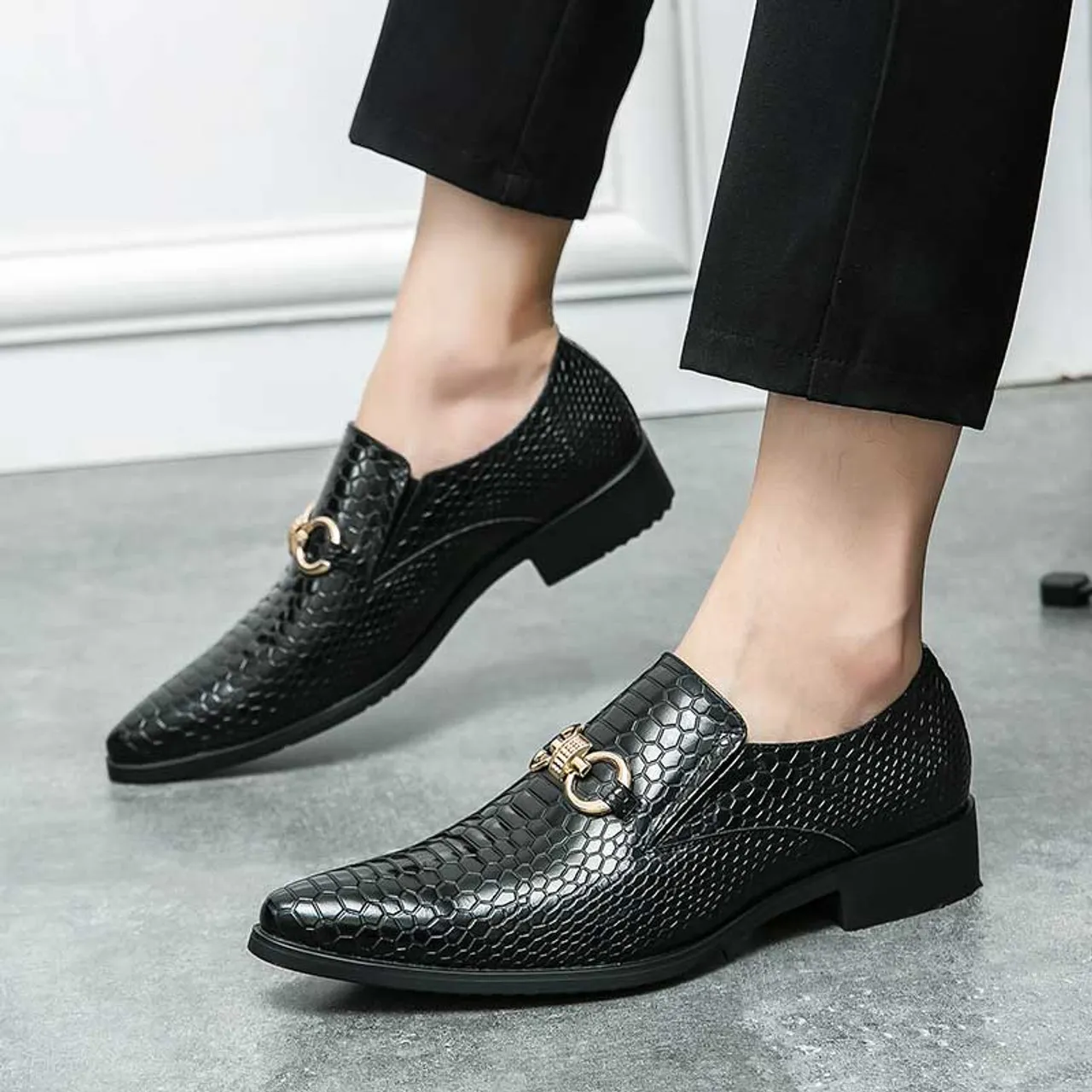 Black snake skin pattern metal buckle slip on dress shoe