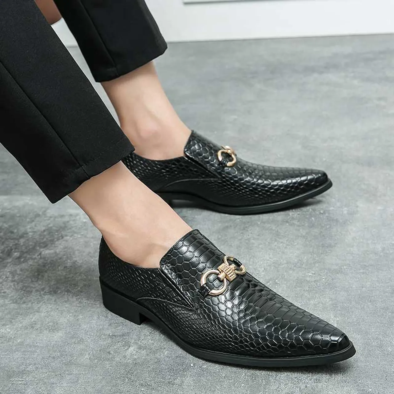 Black snake skin pattern metal buckle slip on dress shoe