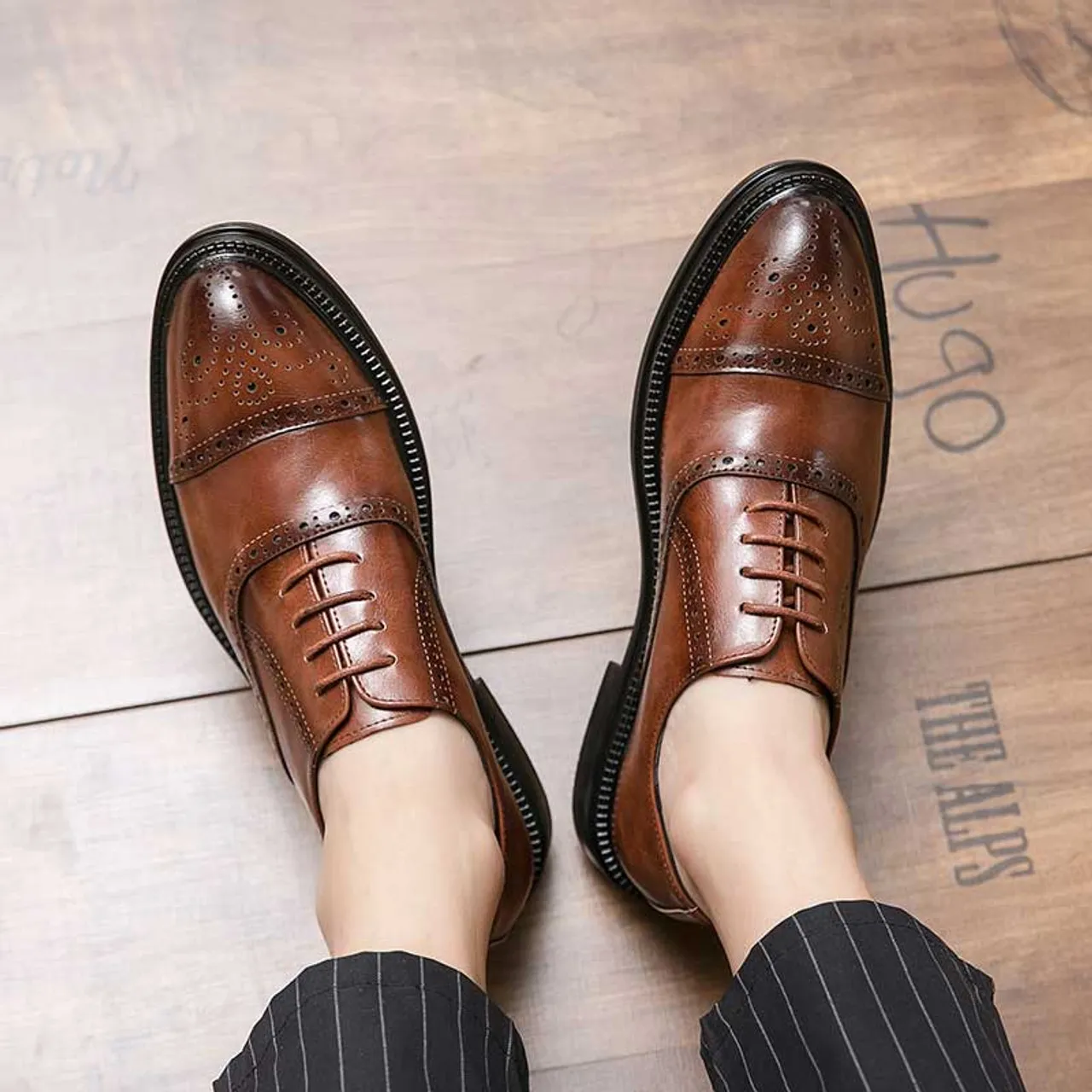 Brown cap oxford retro brogue dress shoe