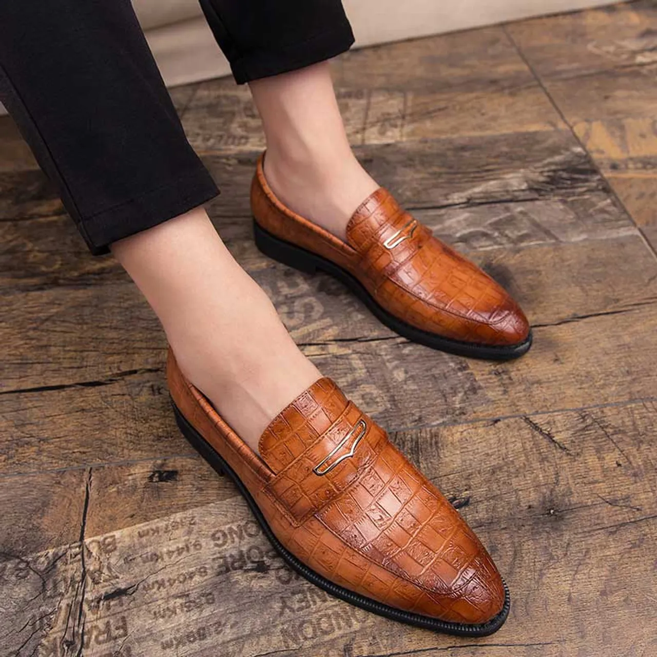 Brown retro croc skin pattern penny slip on dress shoe 2682