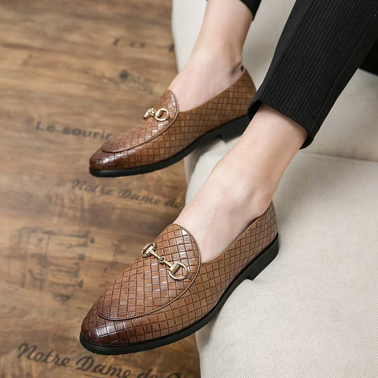 Brown retro weave accents metal buckle slip on dress shoe