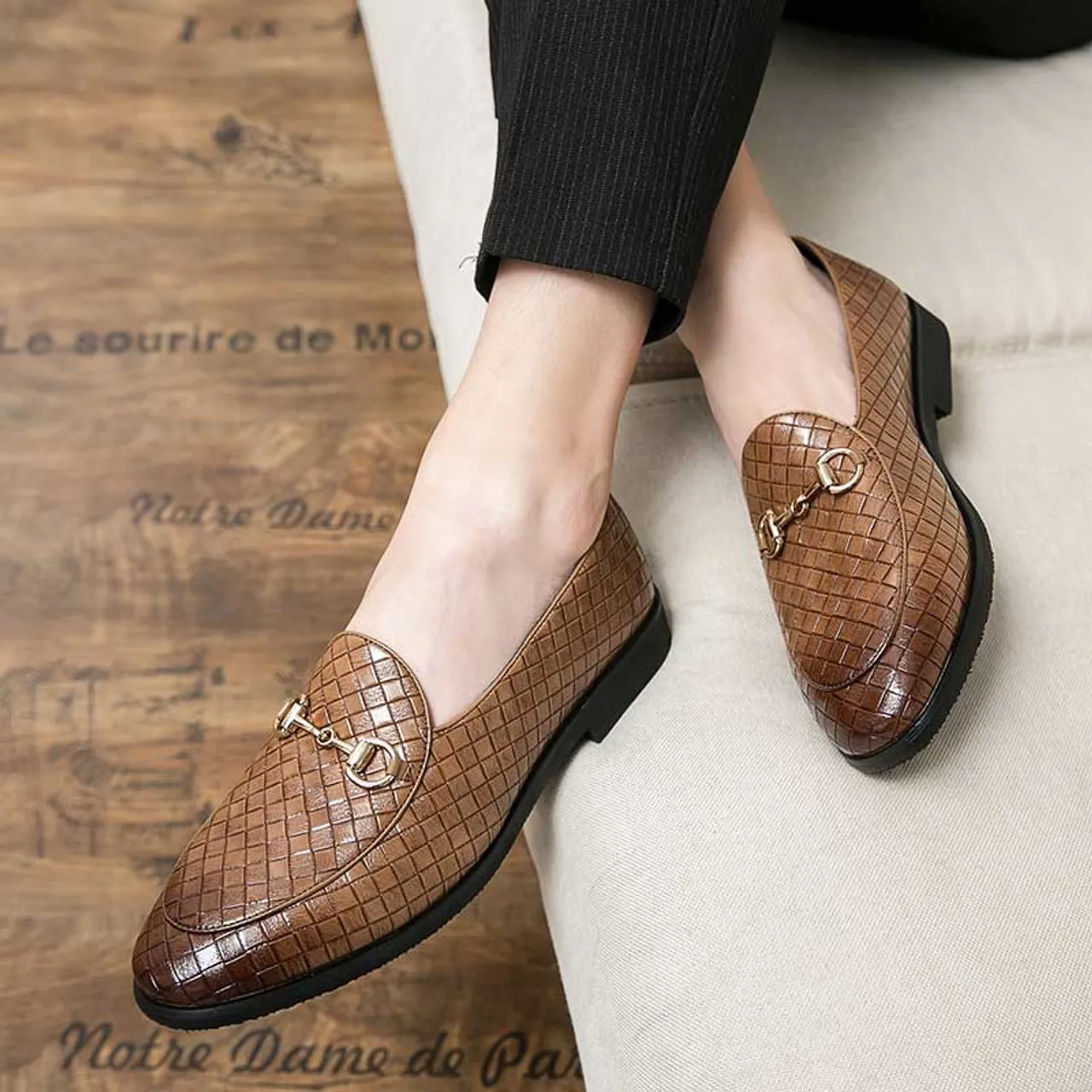 Brown retro weave accents metal buckle slip on dress shoe