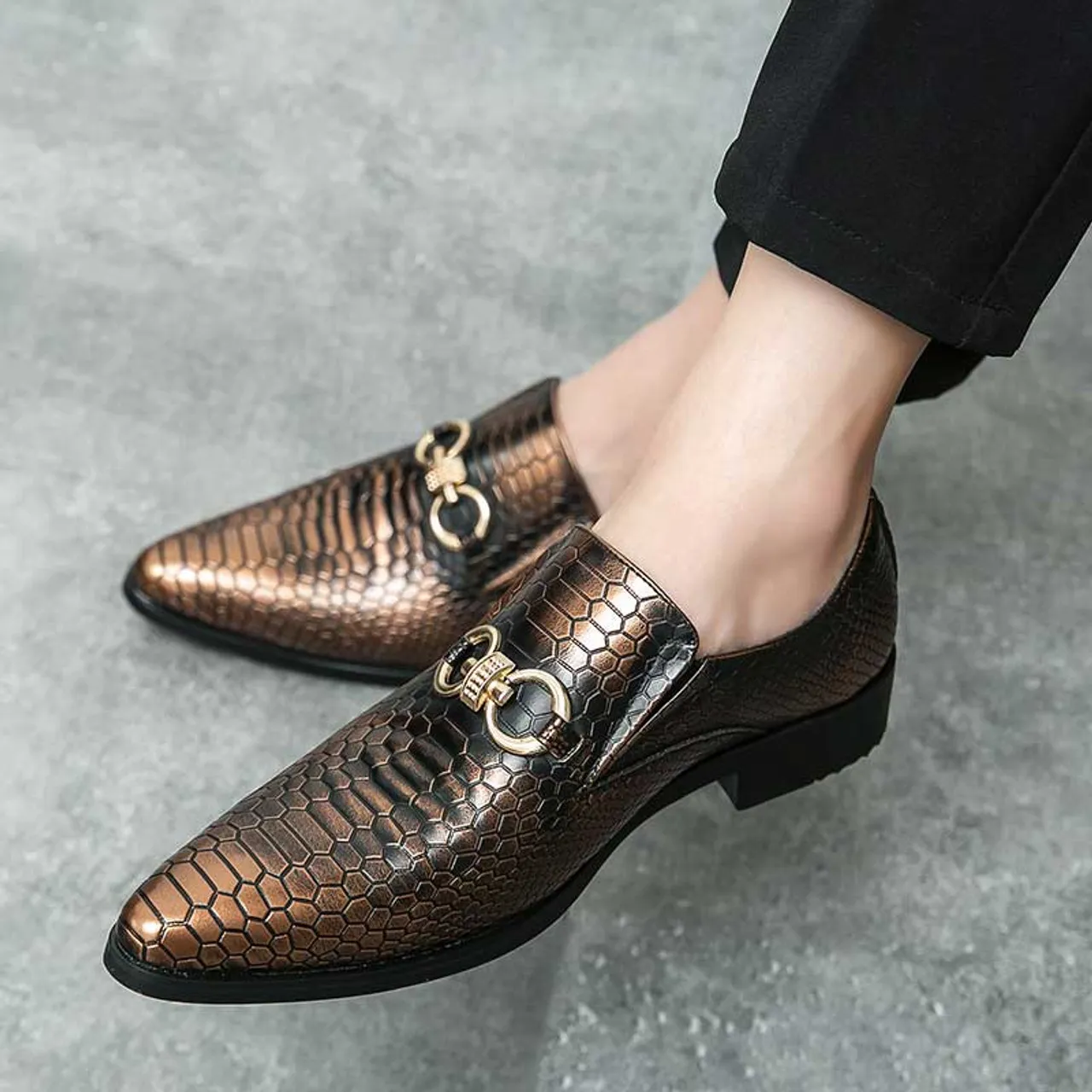 Brown snake skin pattern metal buckle slip on dress shoe