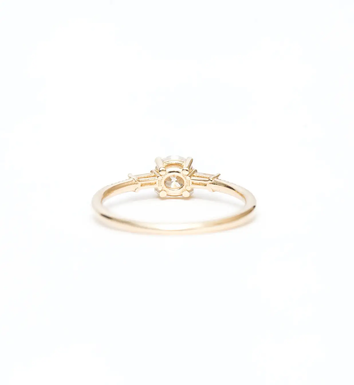 Diamond Melody Baguette Equilibrium Ring