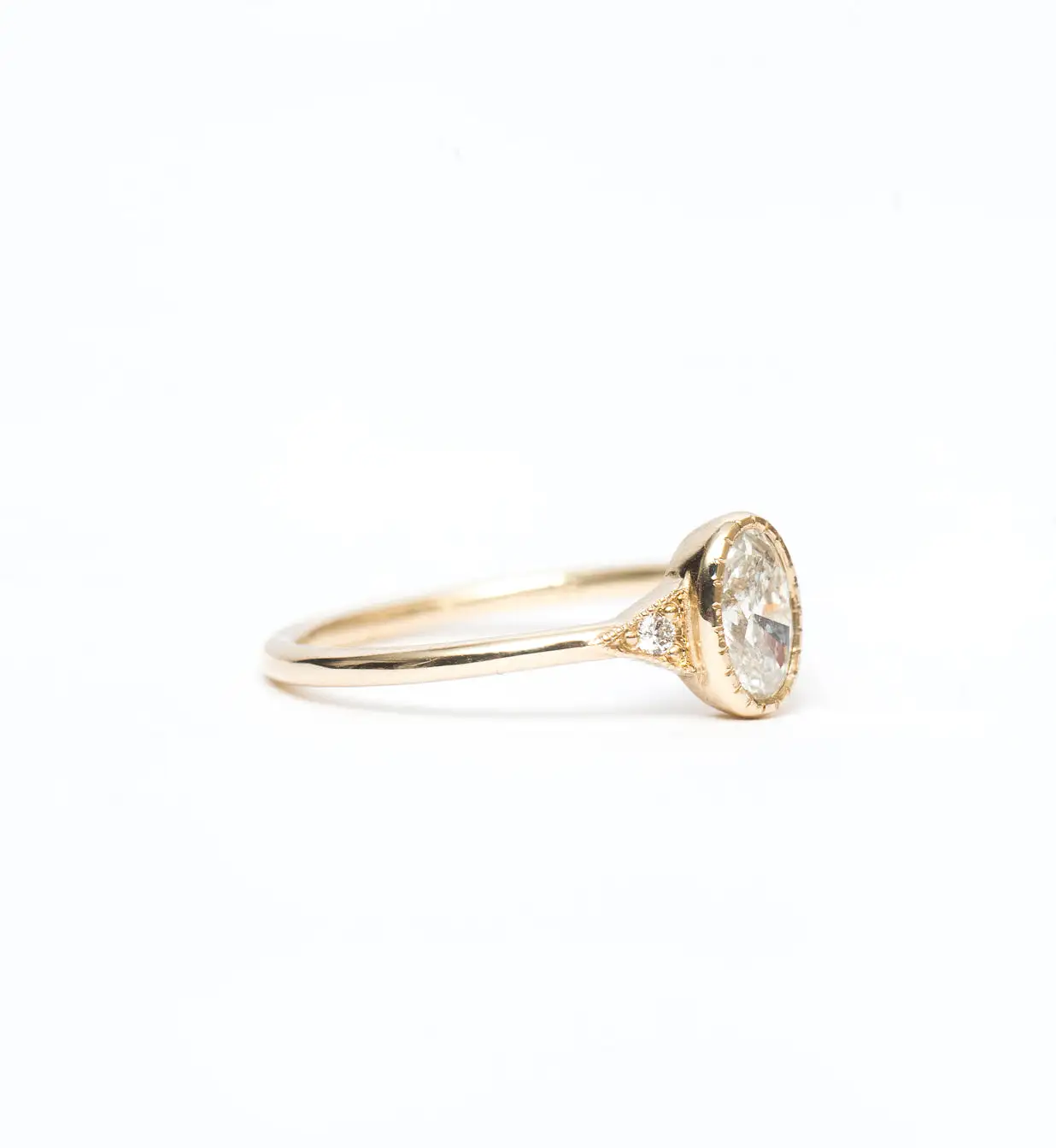 Diamond Oval Deco Ring