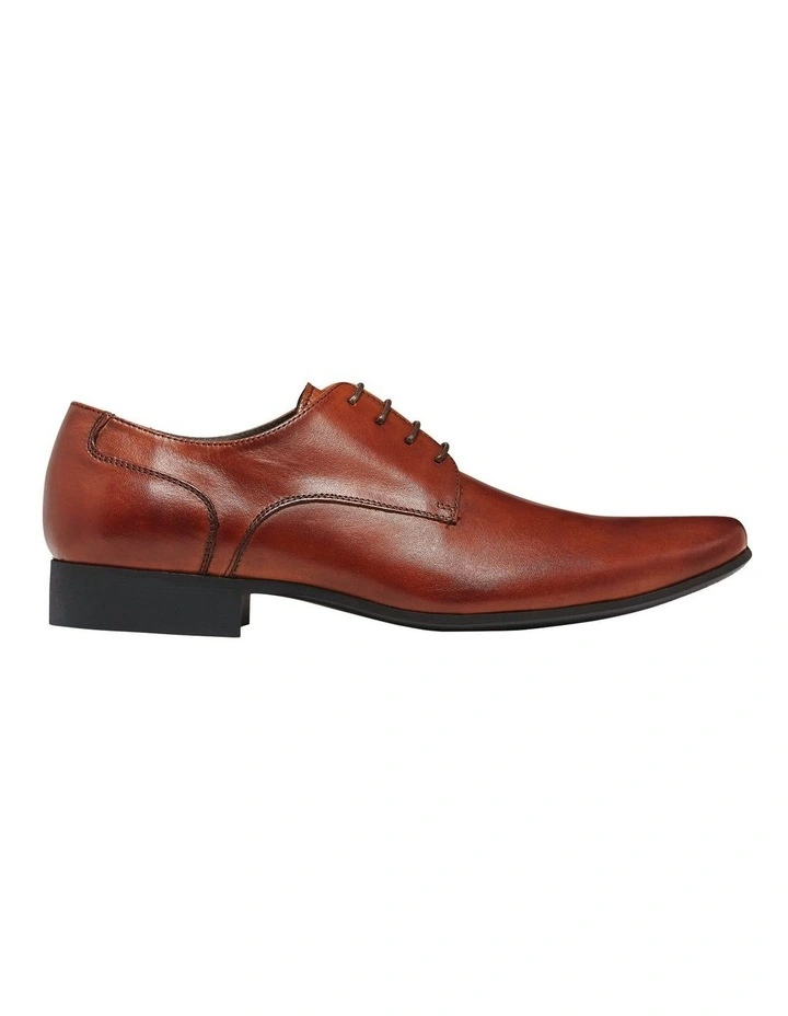 Grand Plain Derby Lace Up Formal Dress Shoe in Tan