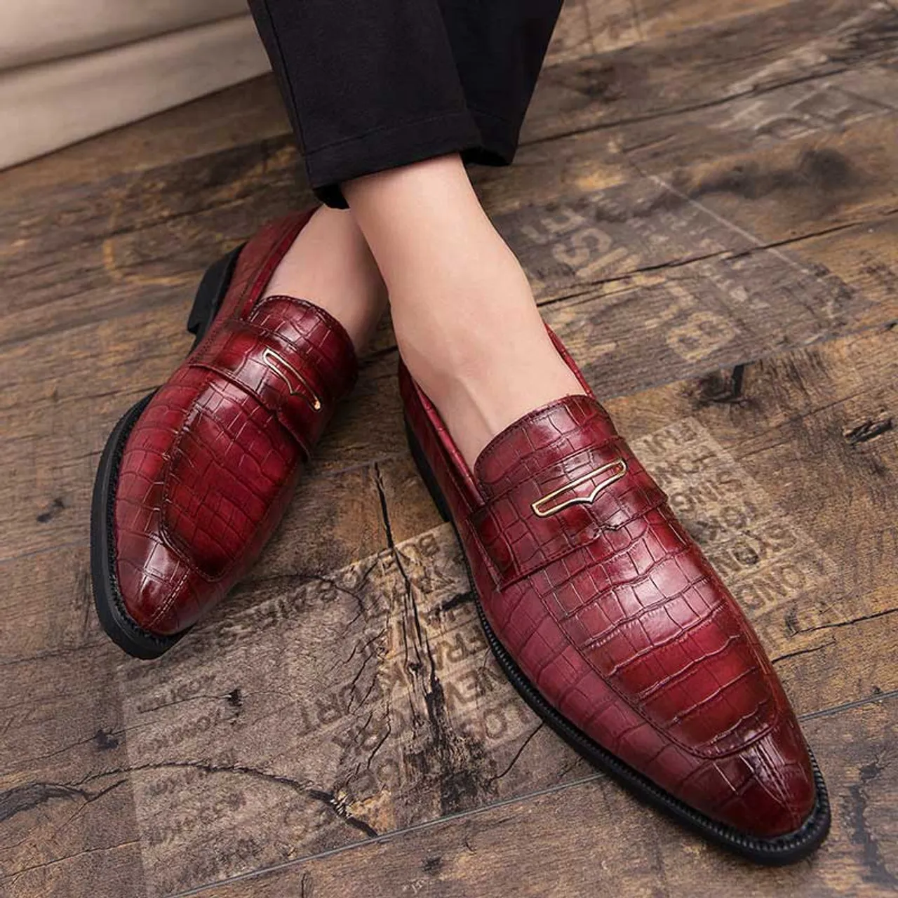 Red retro croc skin pattern penny slip on dress shoe 2682