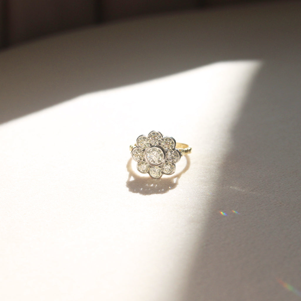 Vintage Style 2.10 Carat Brilliant Cut Diamond Daisy Cluster